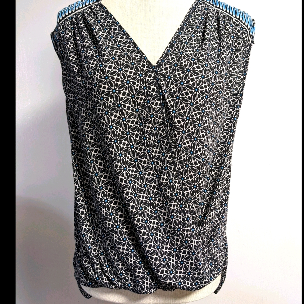Max Edition Print Sleeveless Wrap Top Small